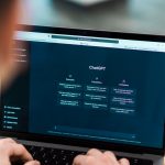 Beyond ChatGPT: 10 เครื่องมือ Generative AI ที่ฝ่ายการตลาด/HR/Developer ต้องใช้ในปี 2026