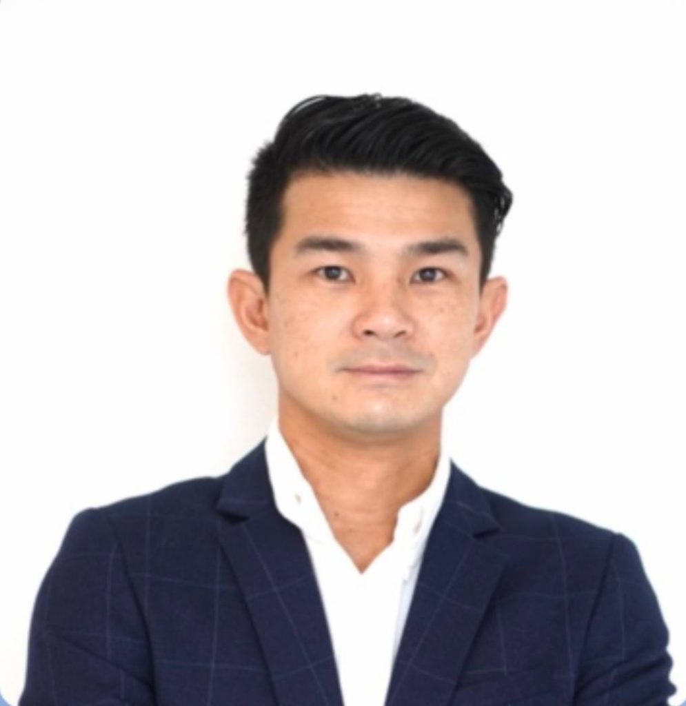นายรัตน์ เพชรรัตน์